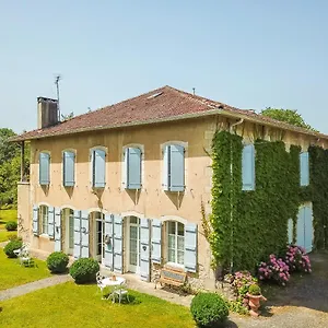 ** Apartahotel Bellevue Francia