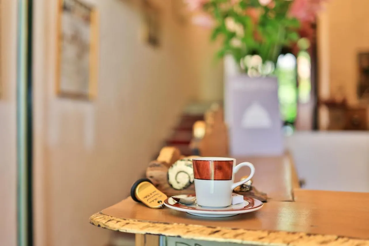 Logis Le Relais Imperial Hotel Saint-Vallier-de-Thiey