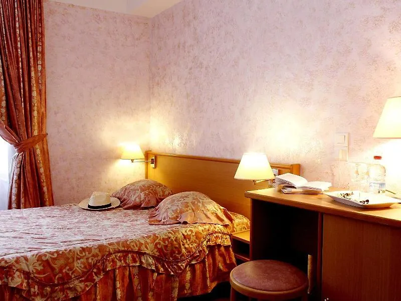 Logis Le Relais Imperial Hotel Saint-Vallier-de-Thiey