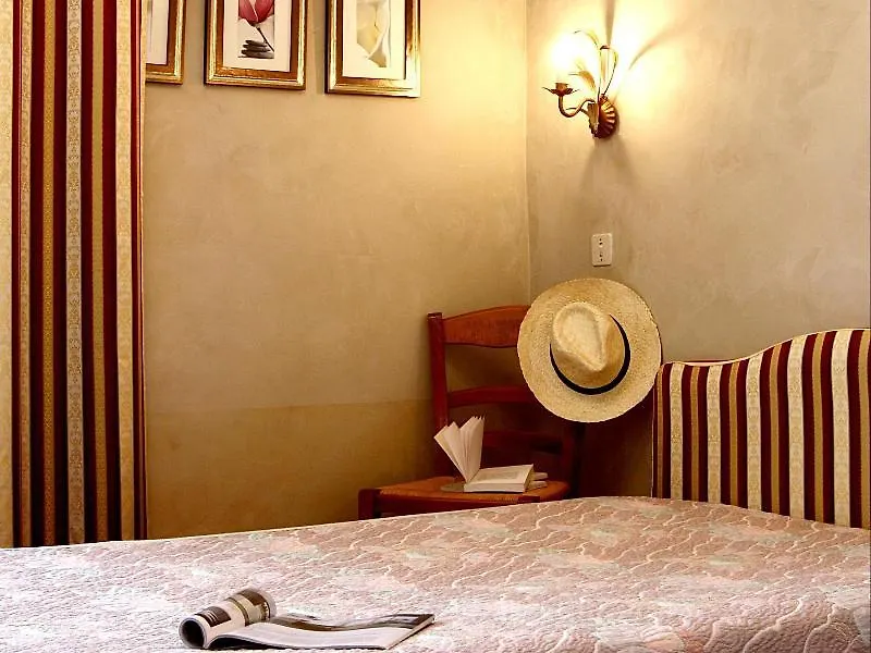 Logis Le Relais Imperial Hotel Saint-Vallier-de-Thiey